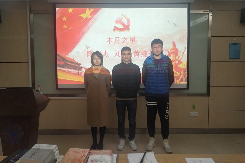 2ѧУǿǰ.jpg